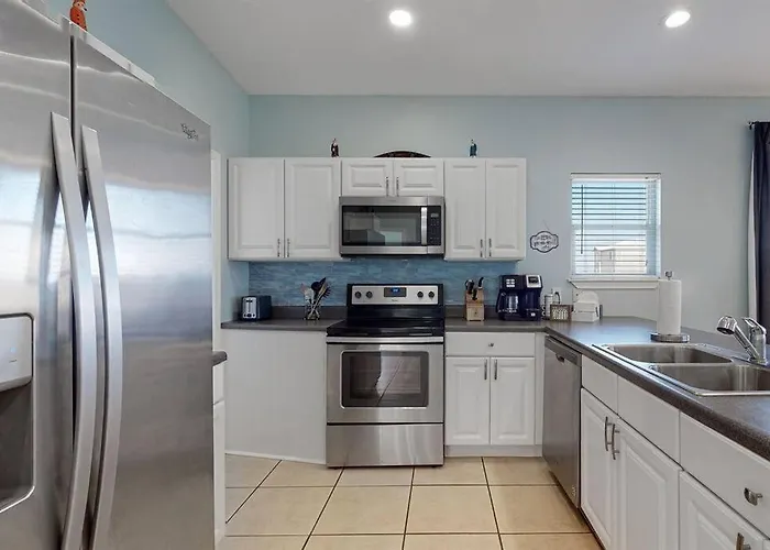 Holiday home Eye-catching W/ Picturesque Coastal Views Gulf Shores